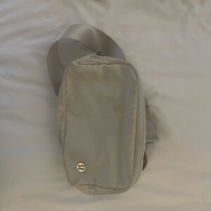 lululemon bag